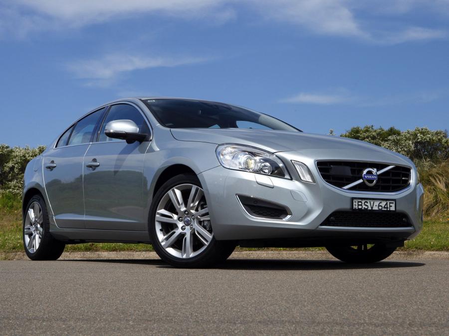  Volvo S60 T6 2011 года  (AU) (фото 12 из 15)